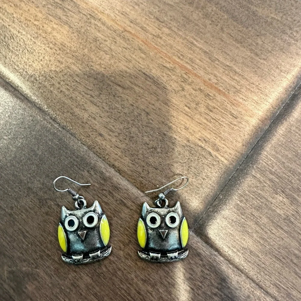 Owl earrings- silver color and yellow detail